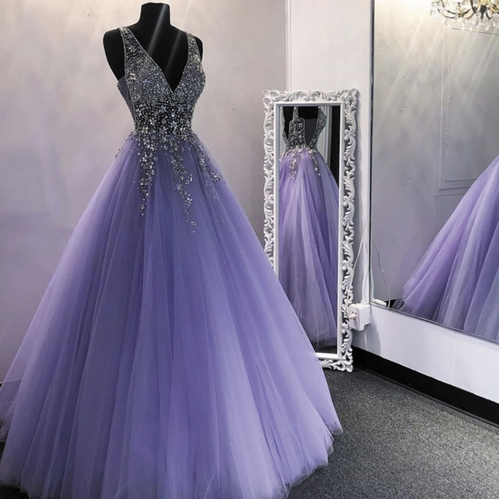 Embracing Elegance: The Allure of a Purple Prom Dress缩略图